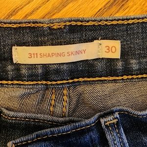 Levi's 311 shaping skinny jeans size 30